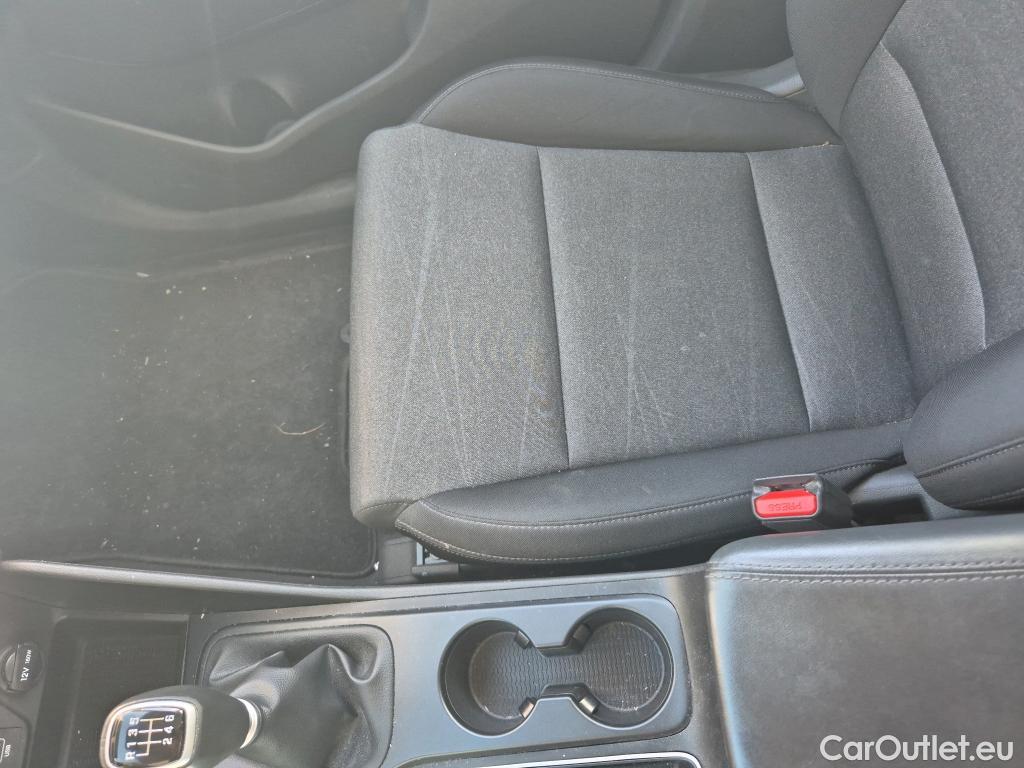  Hyundai  Tucson HYUNDAI  / 2018 / 5P / todoterreno 1.6 CRDI 85kW (116CV) 48V SLE 4X2(SP)(SL) #2