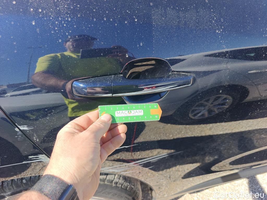  Jaguar  F-PACE JAGUAR  / 2015 / 5P / todoterreno 2.0L i4D 120kW Prestige #26