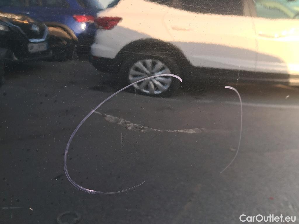  Peugeot  2008 PEUGEOT  / 2019 / 5P / todoterreno Active BlueHDI 81kW (110CV) #2