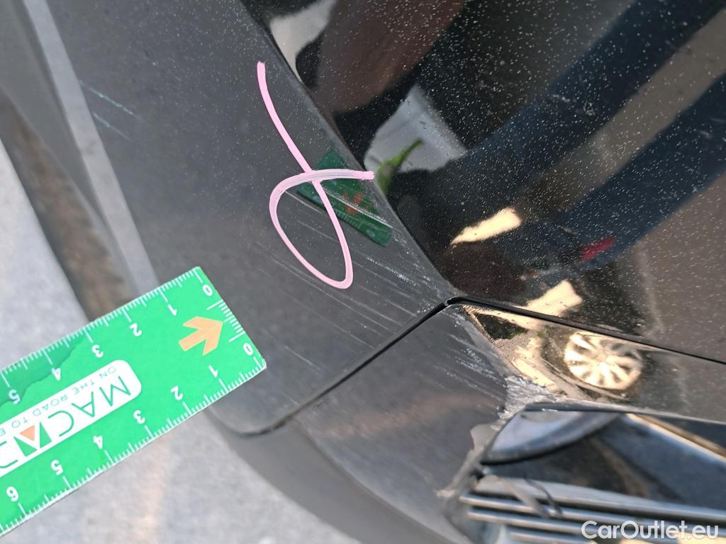  Peugeot  2008 PEUGEOT  / 2019 / 5P / todoterreno Active BlueHDI 81kW (110CV) #4