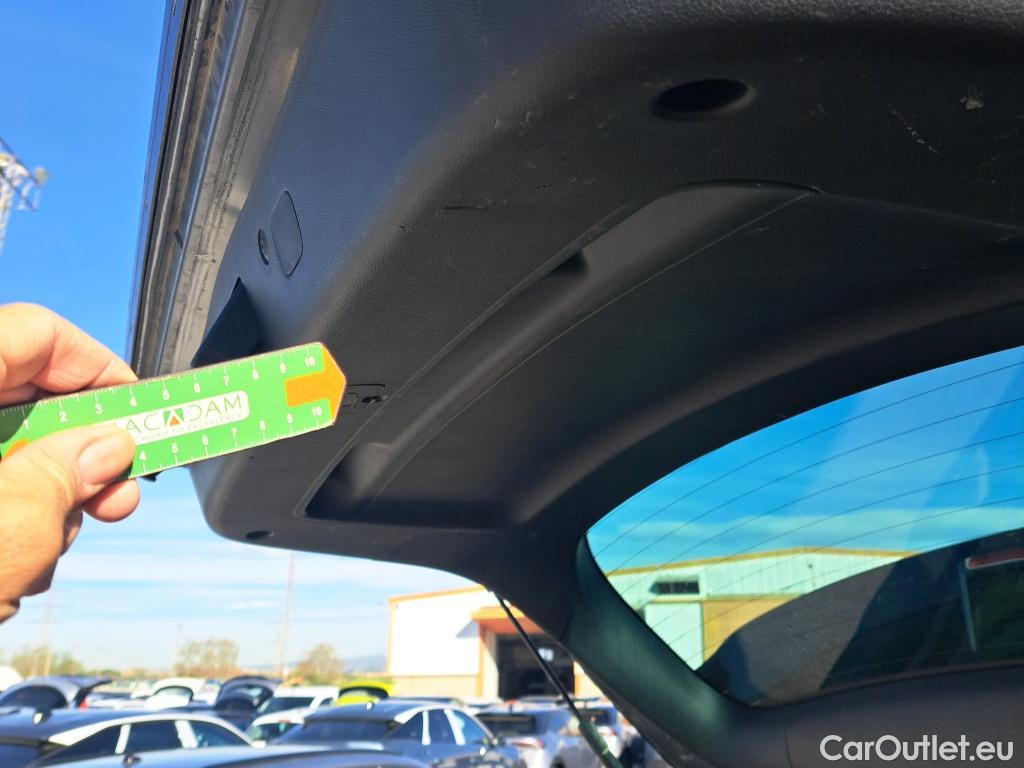  KIA  Sportage KIA  / 2018 / 5P / todoterreno 1.6 MHEV Drive Plus 100kW (136CV) 4x2 #3