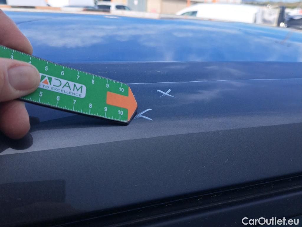  Peugeot  2008 PEUGEOT  / 2019 / 5P / todoterreno Active BlueHDI 81kW (110CV) #21