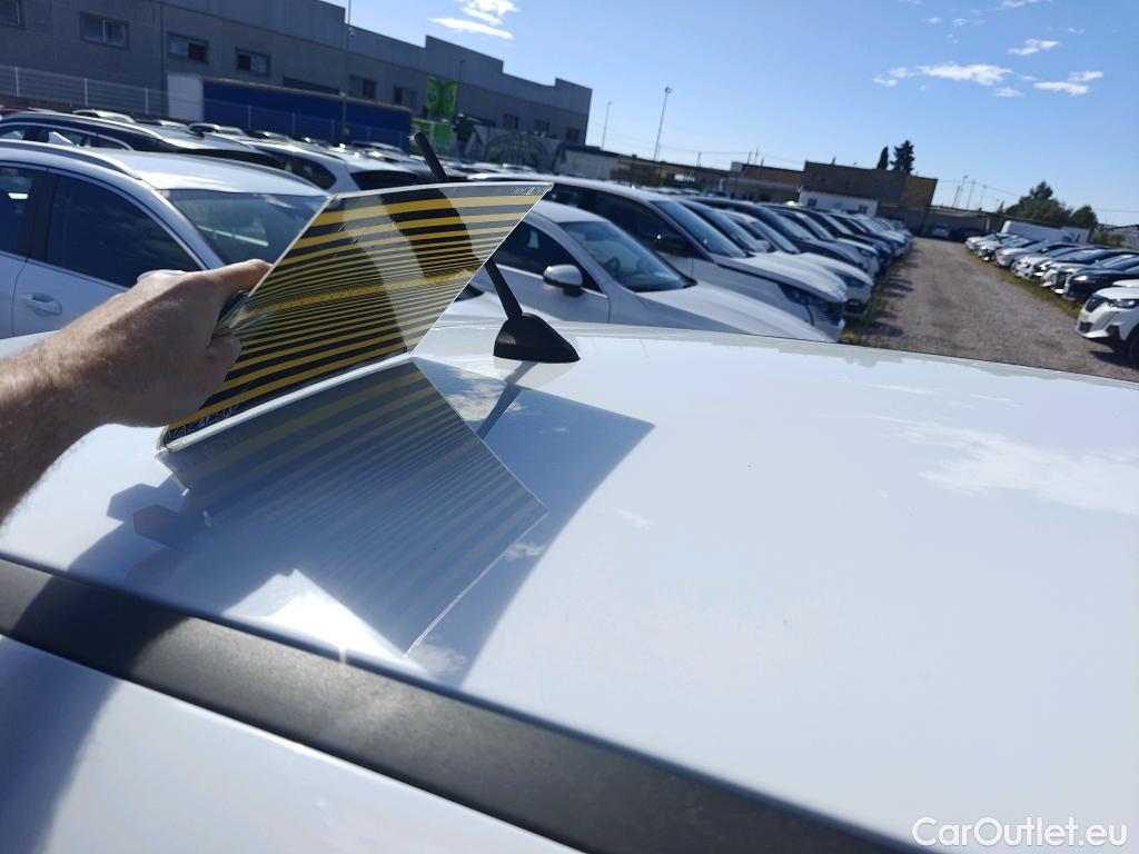  Ford  Focus FORD  5p 3G berlina con portón 1.5 TDCi E6 70kW (95CV) Trend+ #32