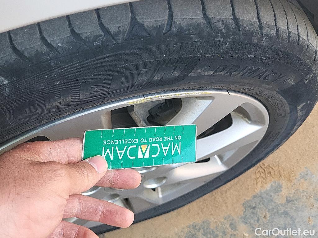  Opel  Corsa OPEL  / 2019 / 5P / berlina con portón 1.5D DT 74kW (100CV) Edition #14