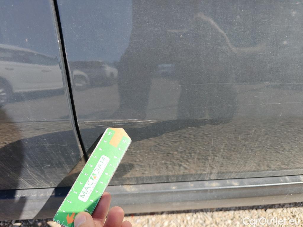  KIA  Sportage KIA  1.6MHEV Drive 100kW(136CV) 4x2(Crist Tintados) #14