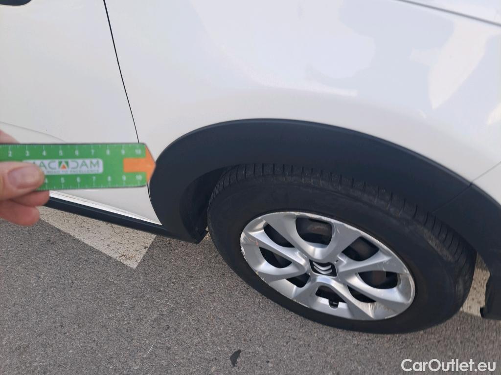  Citroen  C3 CITROEN  / 2016 / 5P / berlina con portón BlueHDi 73KW (100CV) S&S FEEL #13