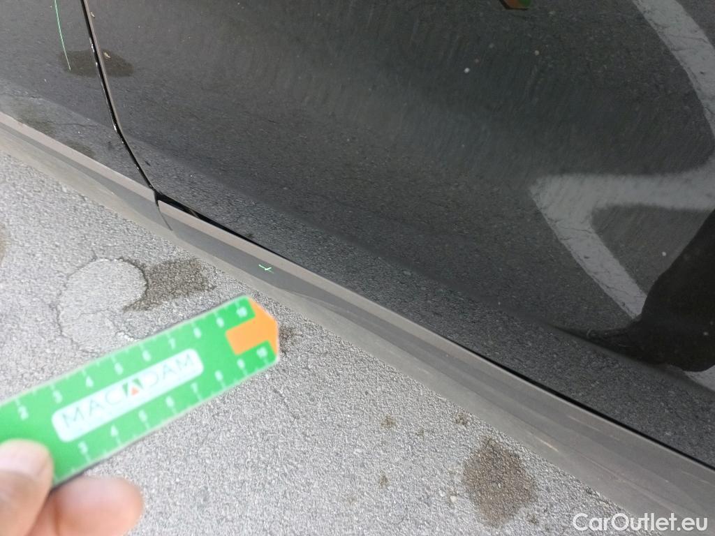  Bmw  X2 BMW  sDrive18i (CX3) #26