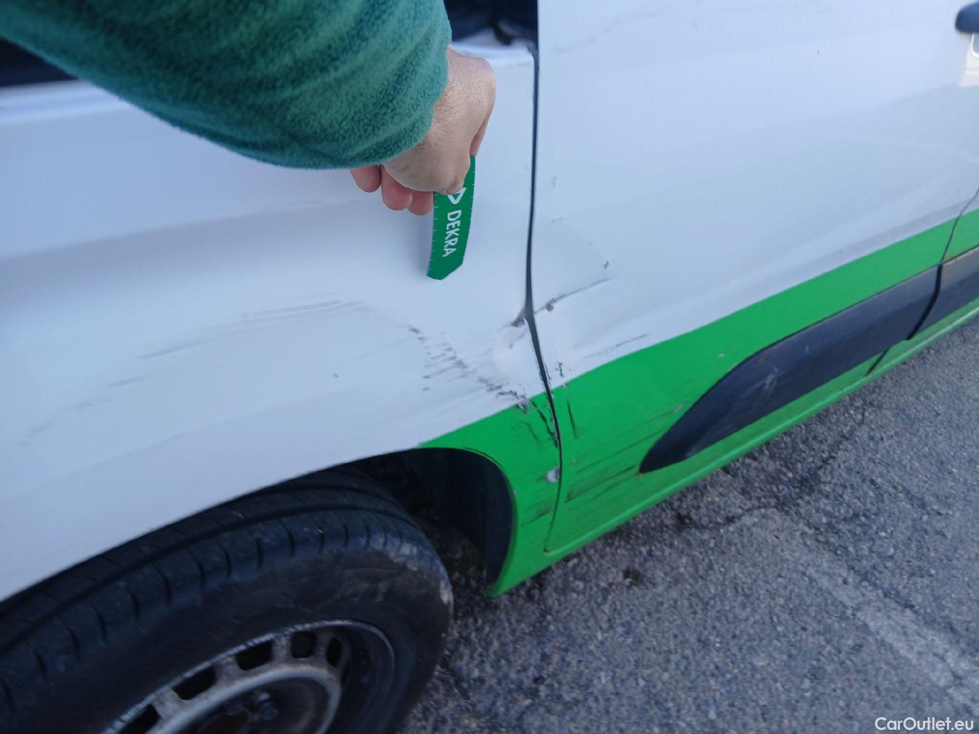  Toyota  Proace TOYOTA  City/2020/4P/furgón derivado de turismo 1.5D 75kW (100CV) GX 650kg Media #32