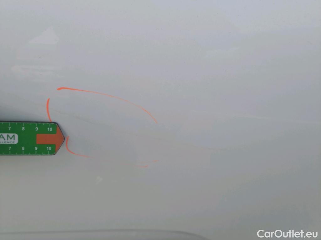  Citroen  C3 CITROEN  / 2016 / 5P / berlina con portón BlueHDi 73KW (100CV) S&S FEEL #12