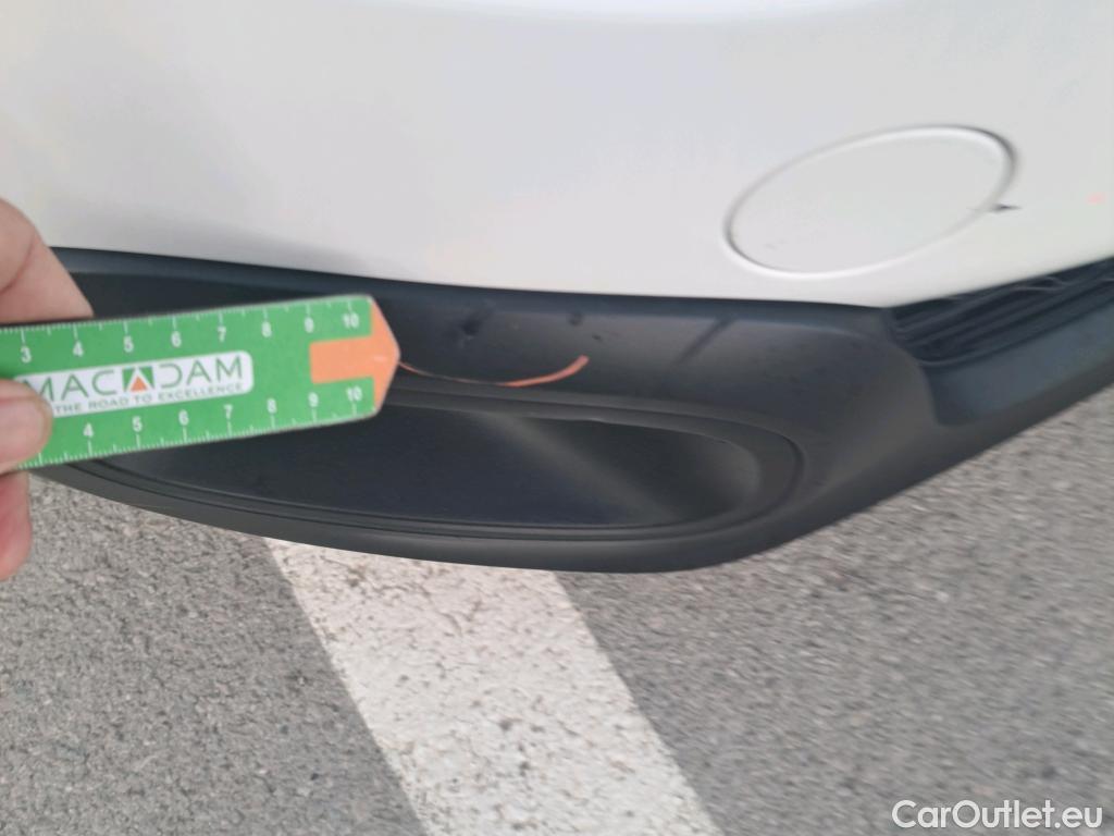  Citroen  C3 CITROEN  / 2016 / 5P / berlina con portón BlueHDi 73KW (100CV) S&S FEEL #6