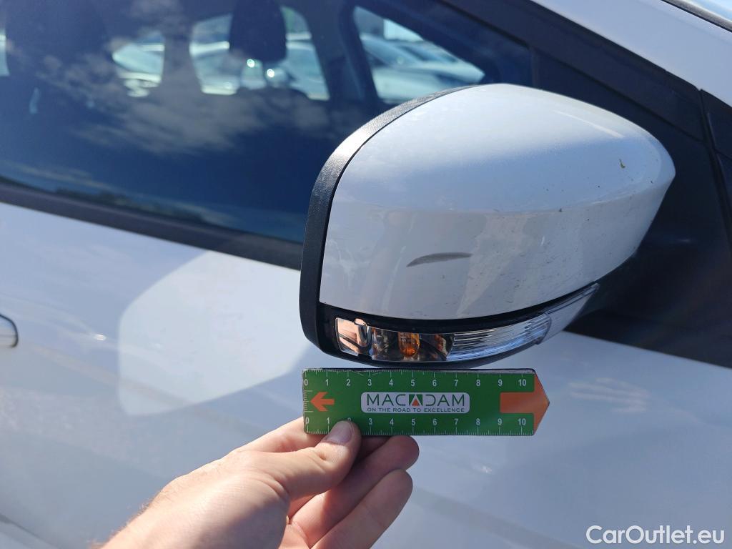  Ford  Focus FORD  5p 3G berlina con portón 1.5 TDCi E6 70kW (95CV) Trend+ #64