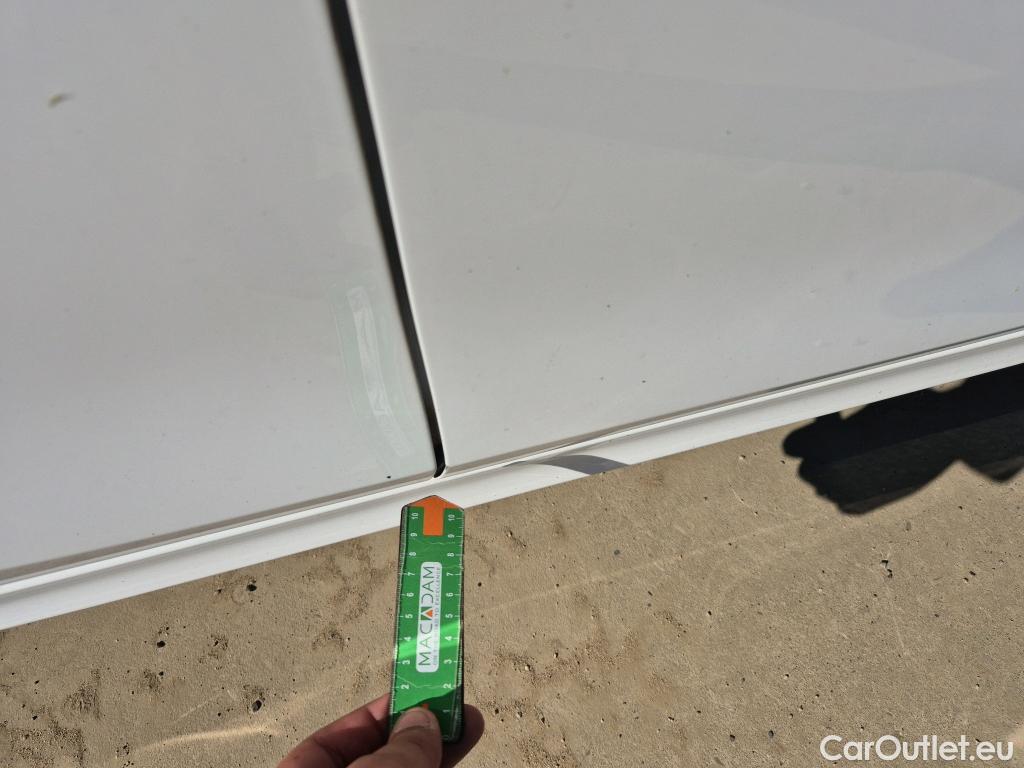  Opel  Corsa OPEL  1.2T XHL 74kW (100CV) Elegance #8