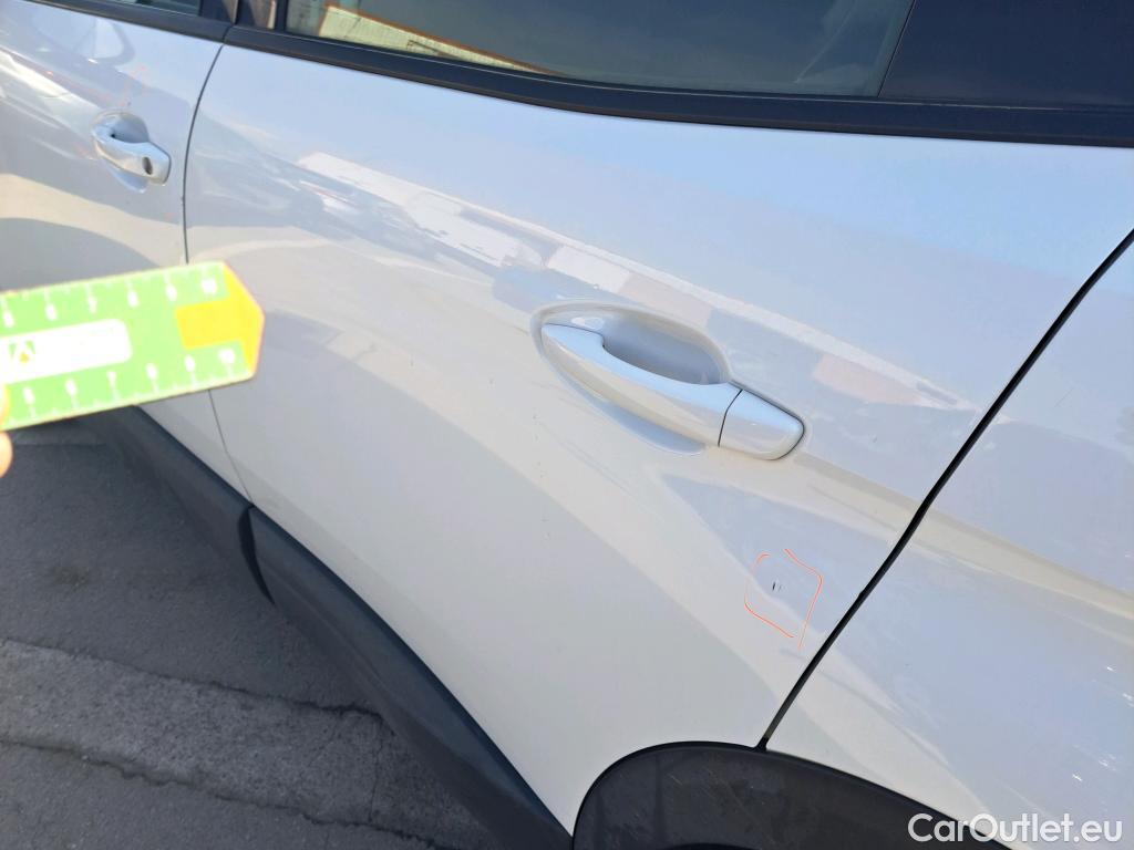  Peugeot  3008 PEUGEOT  / 2016 / 5P / todoterreno 1.5 BlueHDi 96kW (130CV) S&S Active (AC) #23