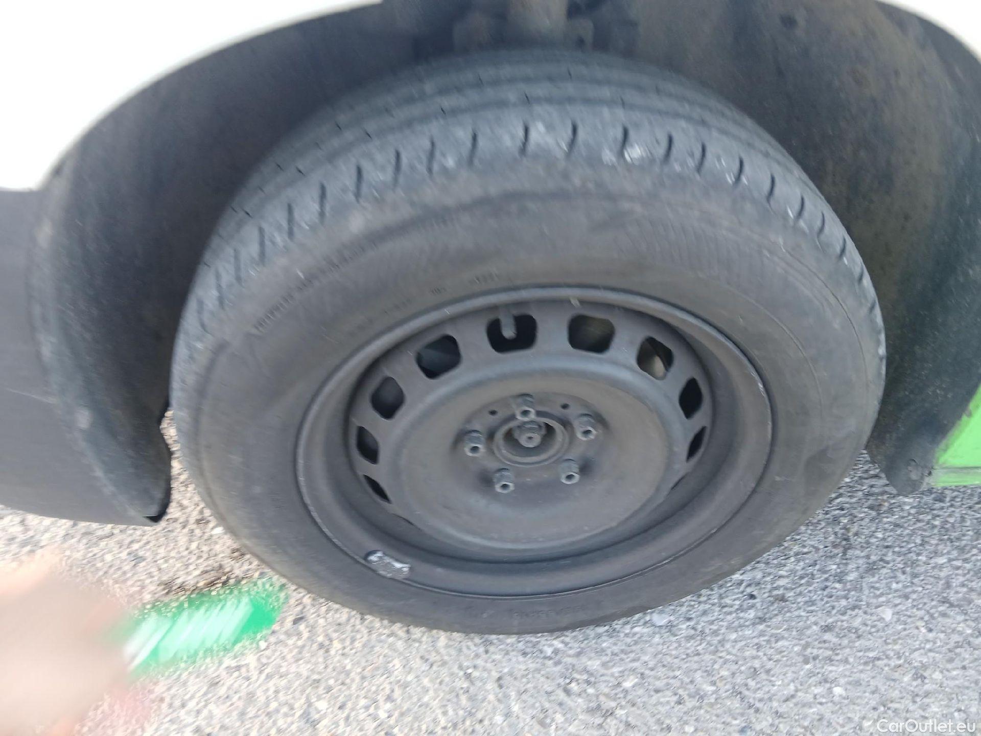  Toyota  Proace TOYOTA  City/2020/4P/furgón derivado de turismo 1.5D 75kW (100CV) GX 650kg Media #11