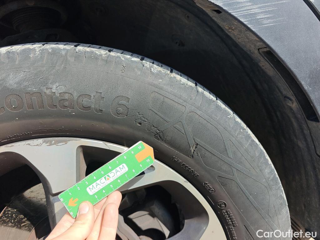  KIA  Sportage KIA  1.6MHEV Drive 100kW(136CV) 4x2(Crist Tintados) #7