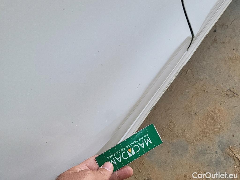  Opel  Corsa OPEL  / 2019 / 5P / berlina con portón 1.5D DT 74kW (100CV) Edition #6