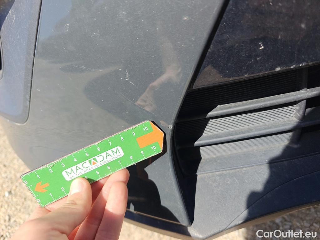  KIA  Sportage KIA  1.6MHEV Drive 100kW(136CV) 4x2(Crist Tintados) #45