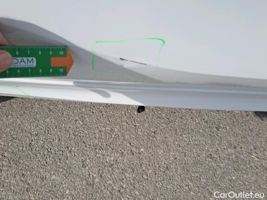  Opel  Corsa OPEL  1.2T XHL 74kW (100CV) Elegance #12