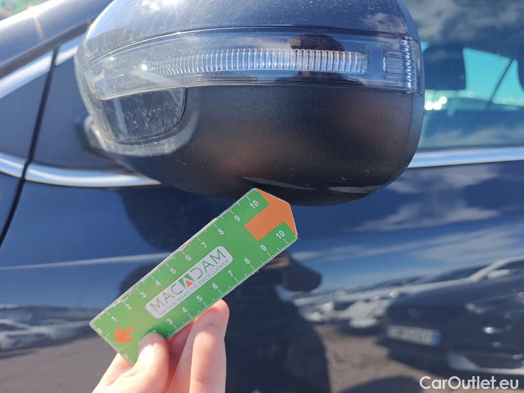  KIA  Sportage KIA  1.6MHEV Drive 100kW(136CV) 4x2(Crist Tintados) #61