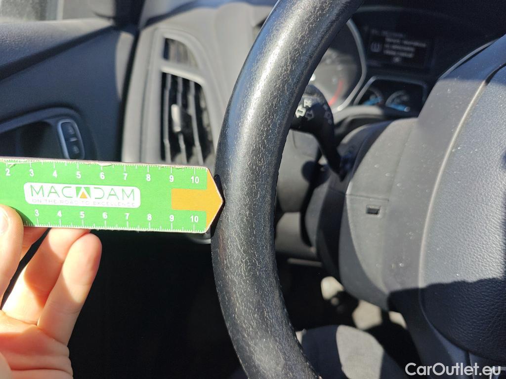  Ford  Focus FORD  5p 3G berlina con portón 1.5 TDCi E6 70kW (95CV) Trend+ #59