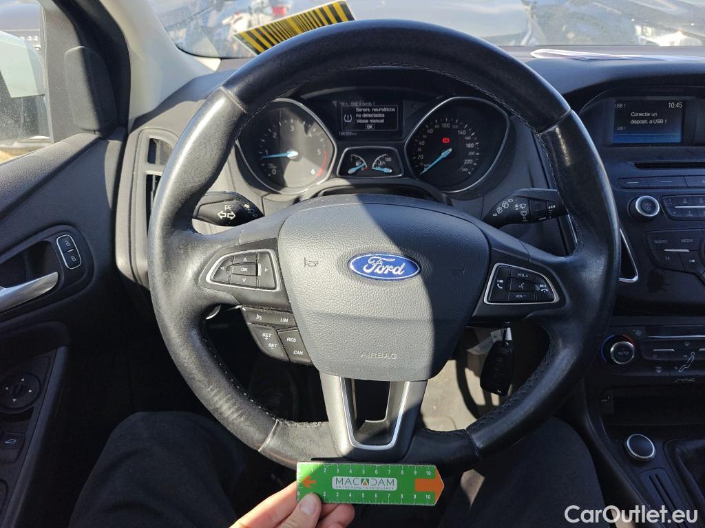  Ford  Focus FORD  5p 3G berlina con portón 1.5 TDCi E6 70kW (95CV) Trend+ #58