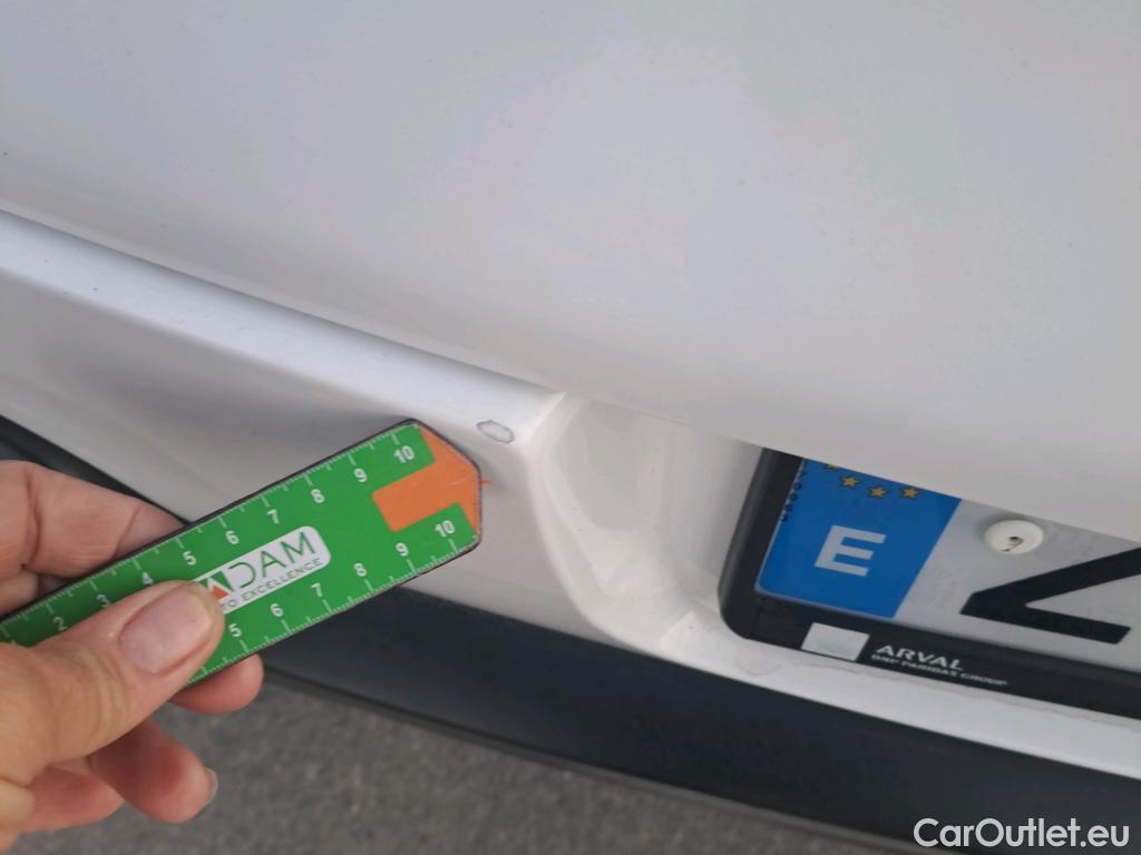  Citroen  C3 CITROEN  / 2016 / 5P / berlina con portón BlueHDi 73KW (100CV) S&S FEEL #31