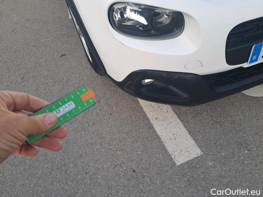  Citroen  C3 CITROEN  / 2016 / 5P / berlina con portón BlueHDi 73KW (100CV) S&S FEEL #4