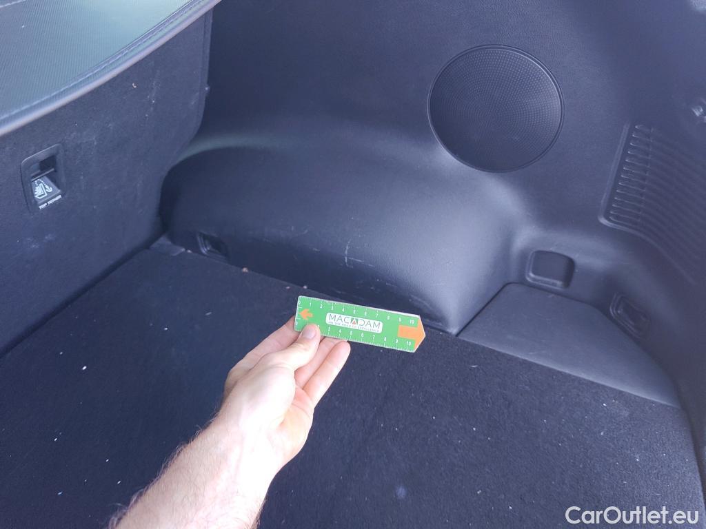  KIA  Sportage KIA  1.6MHEV Drive 100kW(136CV) 4x2(Crist Tintados) #28