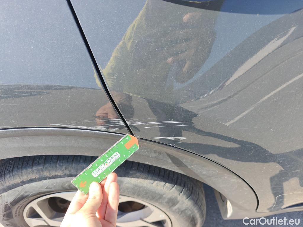  KIA  Sportage KIA  1.6MHEV Drive 100kW(136CV) 4x2(Crist Tintados) #12