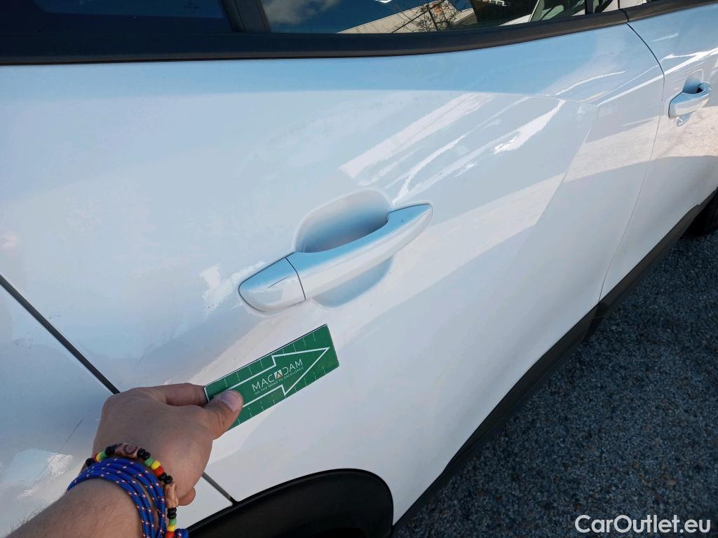  Peugeot  2008 PEUGEOT  / 2019 / 5P / todoterreno Active Pack BlueHDI 81kW (110CV) #16