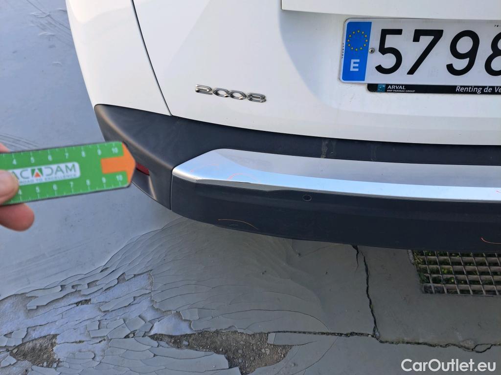  Peugeot  2008 PEUGEOT  / 2019 / 5P / todoterreno Active BlueHDI 81kW (110CV) #23