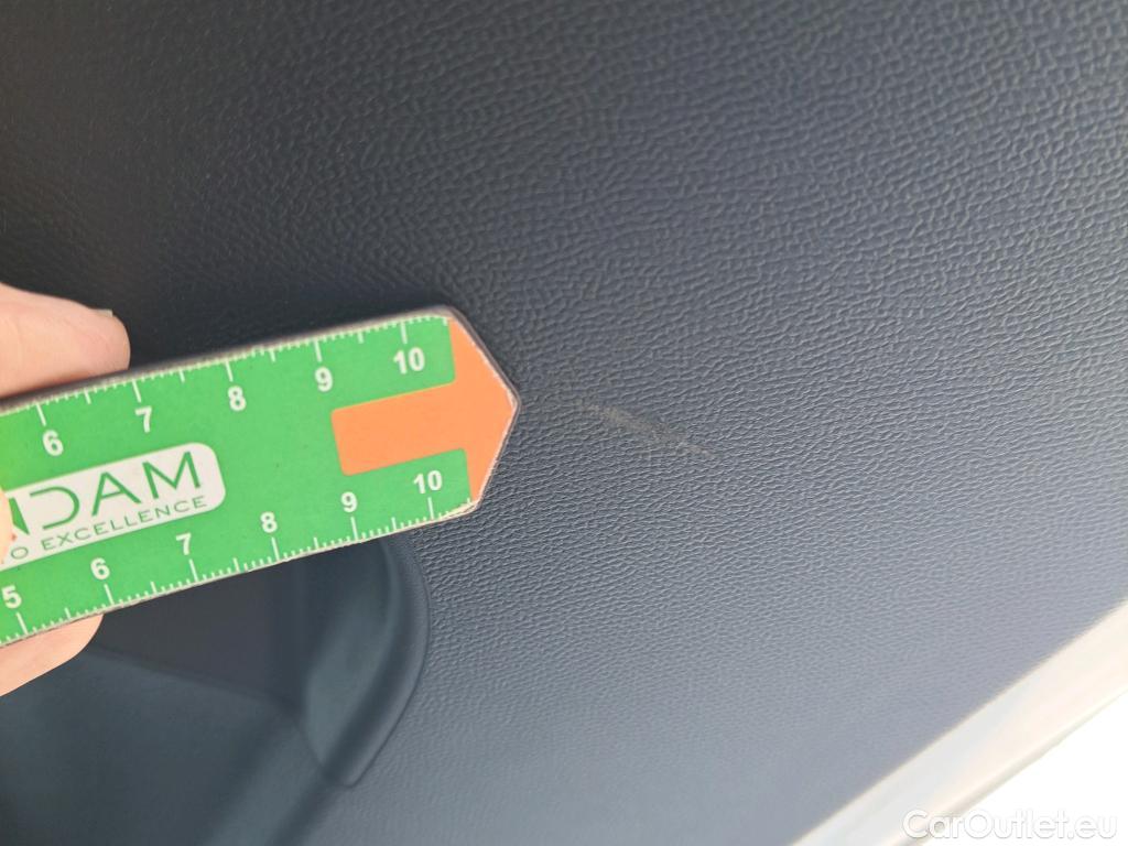  Peugeot  2008 PEUGEOT  / 2019 / 5P / todoterreno Active BlueHDI 81kW (110CV) #10