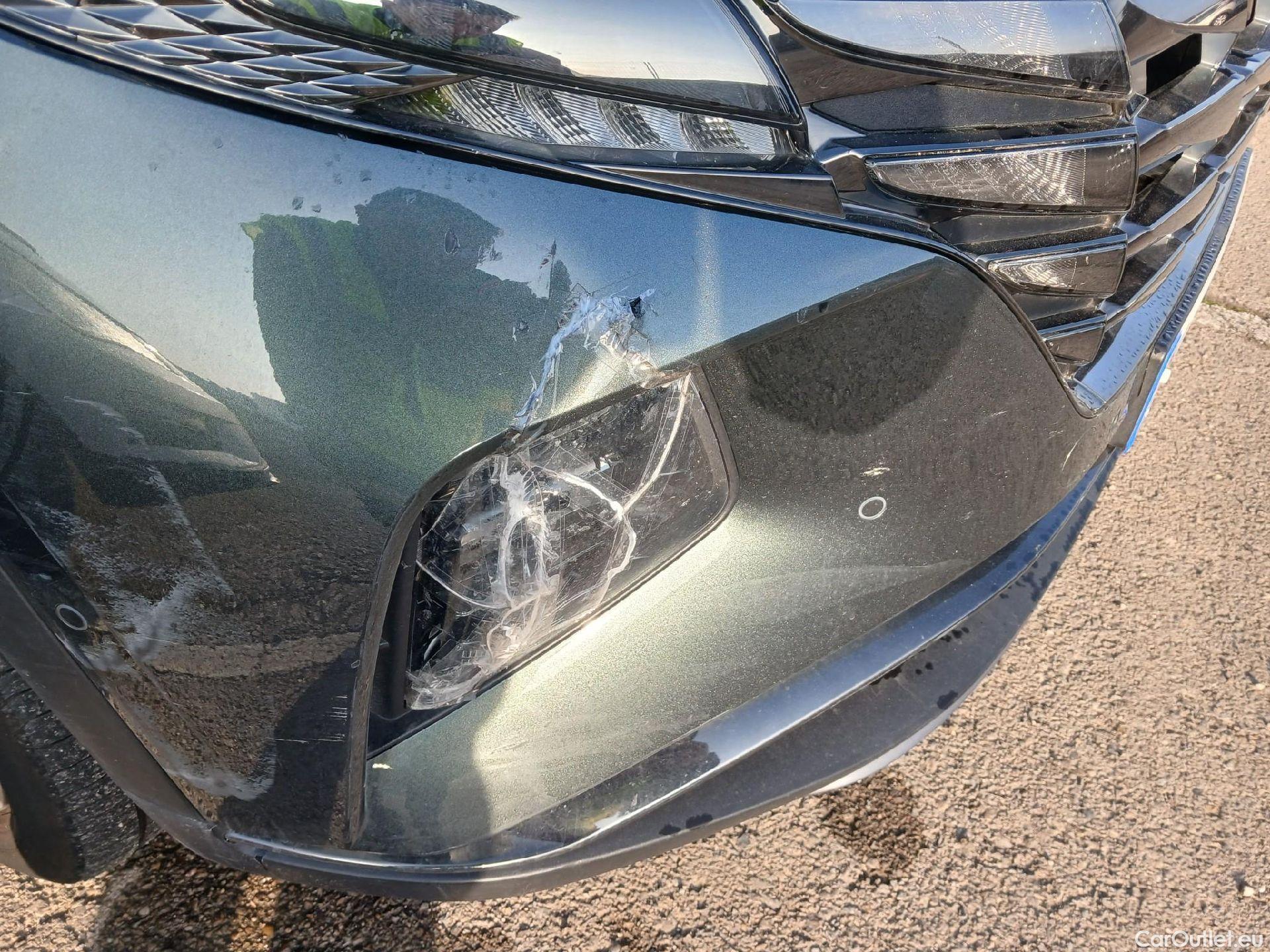  Hyundai  Tucson HYUNDAI  / 2020 / 5P / todoterreno 1.6 TGDI PHEV 195kW Style Auto 4x4 #4