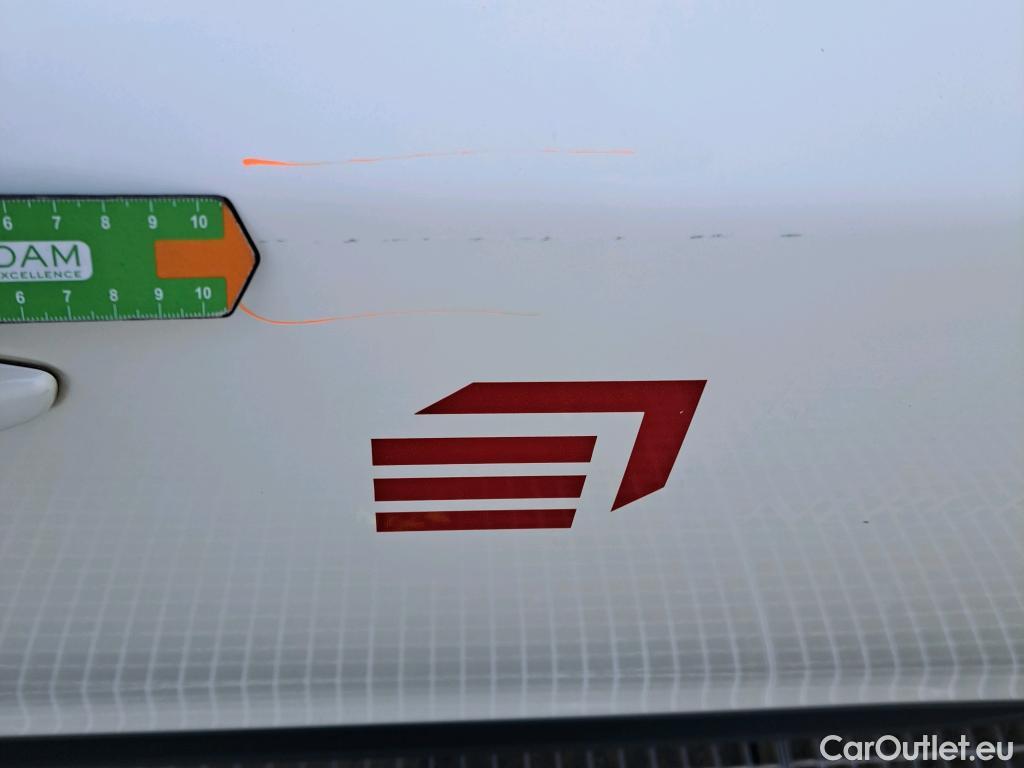  Peugeot  2008 PEUGEOT  / 2019 / 5P / todoterreno Active BlueHDI 81kW (110CV) #19