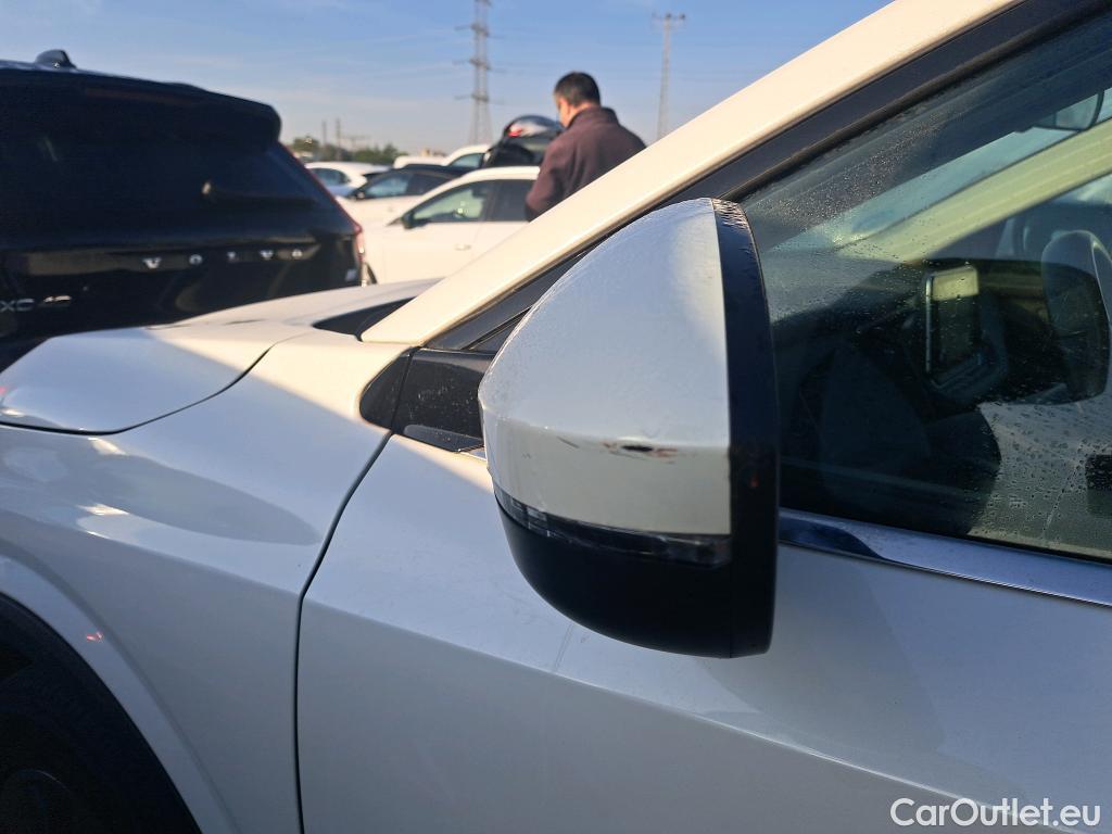  Nissan  Qashqai NISSAN  / 2021 / 5P / todoterreno DIG-T 116kW (158CV) mHEV Xtronic Acenta (AC2) #23