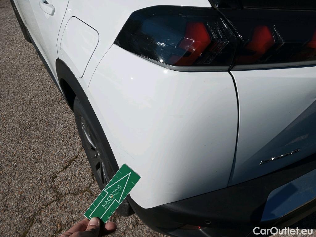  Peugeot  2008 PEUGEOT  / 2019 / 5P / todoterreno Active Pack BlueHDI 81kW (110CV) #18