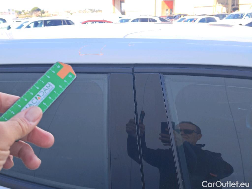  Peugeot  2008 PEUGEOT  / 2019 / 5P / todoterreno Active BlueHDI 81kW (110CV) #5