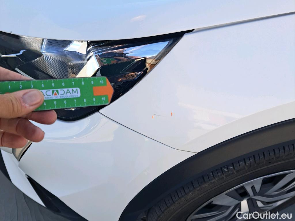  Peugeot  2008 PEUGEOT  / 2019 / 5P / todoterreno Active BlueHDI 81kW (110CV) #37