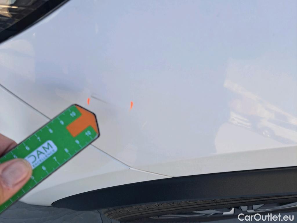  Peugeot  2008 PEUGEOT  / 2019 / 5P / todoterreno Active BlueHDI 81kW (110CV) #38