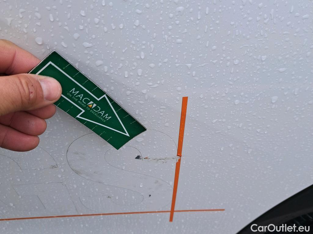  Peugeot  2008 PEUGEOT  / 2019 / 5P / todoterreno Allure BlueHDI 81kW (110CV) #13