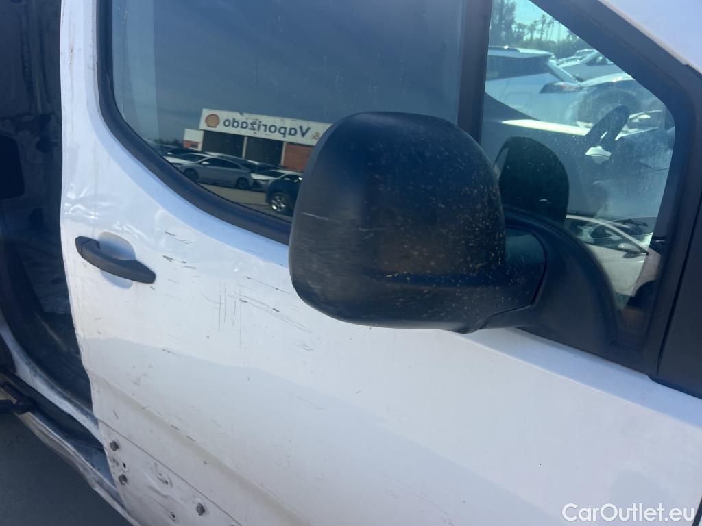  Opel  Combo OPEL  / 2018 / 3P / furgón derivado de turismo 1.5 TD 75kW (100CV) Express L H1 650kg #61