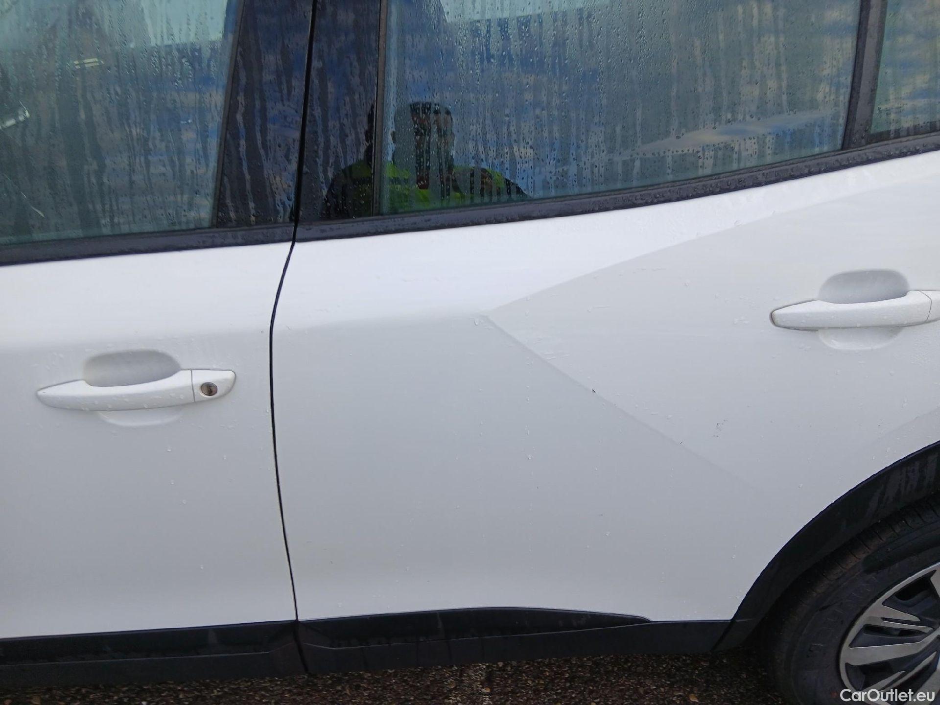  Peugeot  2008 PEUGEOT  / 2019 / 5P / todoterreno Active Puretech 100 S&S BVM6 #14