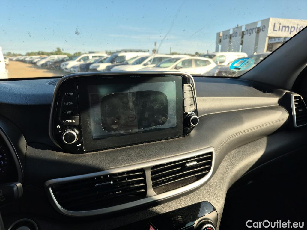  Hyundai  Tucson HYUNDAI  / 2018 / 5P / todoterreno  CRDI 1.6 116CV 48V 4X2 TECNO #40