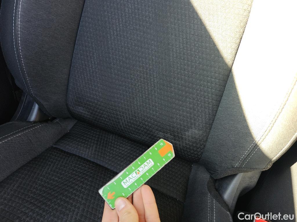  Nissan  Qashqai NISSAN  / 2021 / 5P / todoterreno DIG-T 103kW N-Connecta (AC2) #15