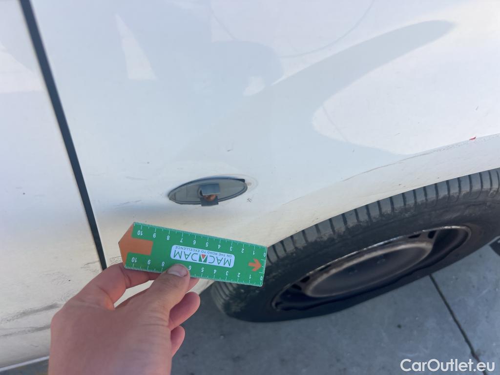  Opel  Combo OPEL  / 2018 / 3P / furgón derivado de turismo 1.5 TD 75kW (100CV) Express L H1 650kg #60