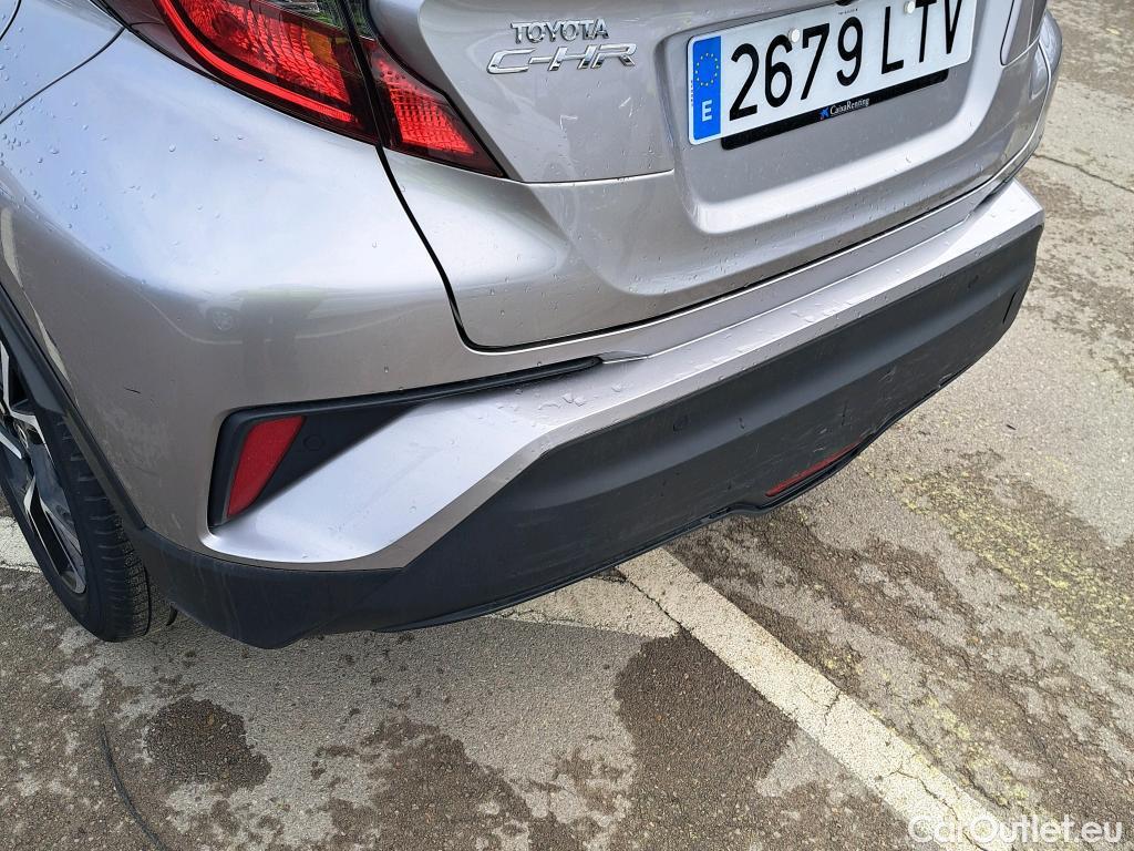  Toyota  C-HR TOYOTA  / 2019 / 5P / todoterreno 1.8 125H Advance #21