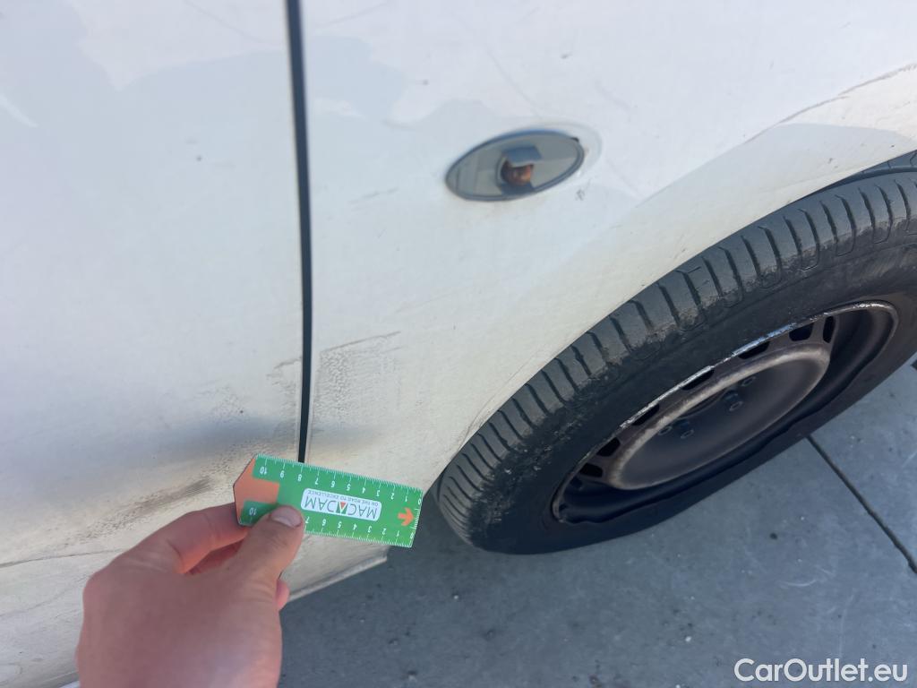  Opel  Combo OPEL  / 2018 / 3P / furgón derivado de turismo 1.5 TD 75kW (100CV) Express L H1 650kg #45