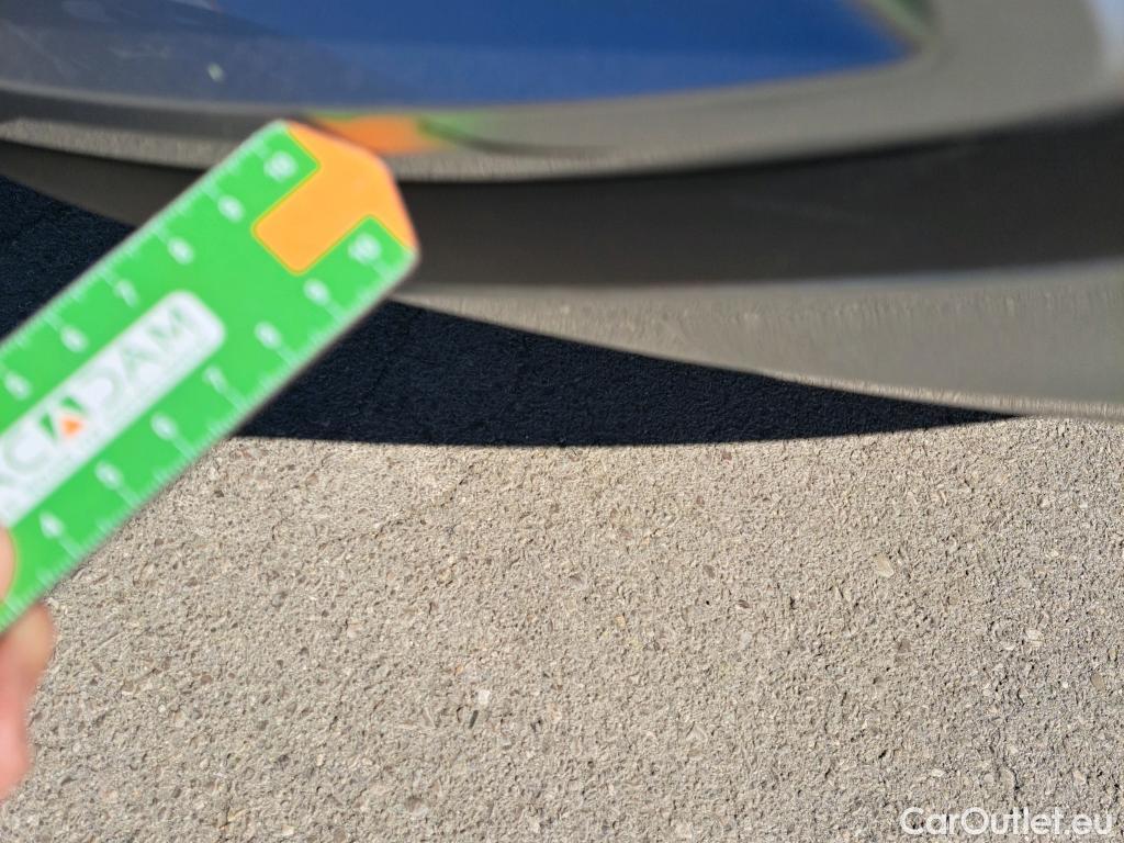  KIA  Sportage KIA  / 2022 / 5P / todoterreno 1.6 T-GDi MHEV 118kW (160CV) Drive 17