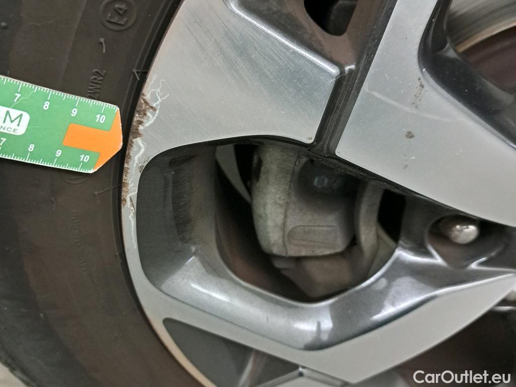  KIA  Sportage KIA  1.6MHEV Drive 100kW(136CV) 4x2(Crist Tintados) #6