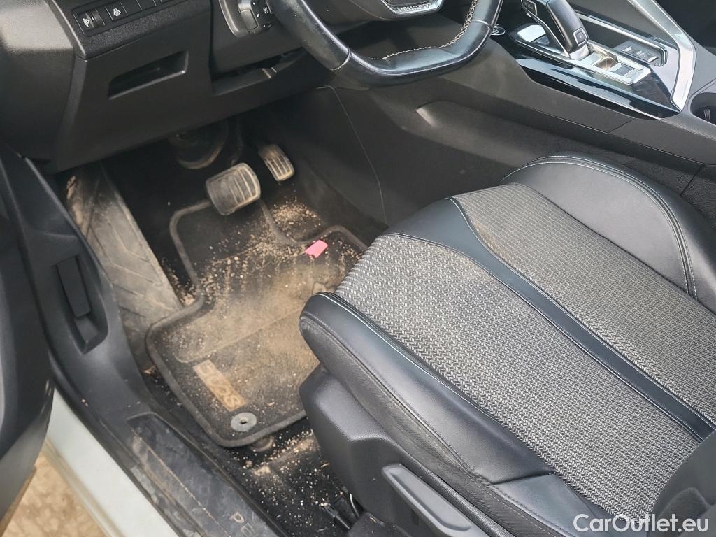  Peugeot  3008 PEUGEOT  / 2020 / 5P / todoterreno 1.5 BlueHDi 96kW S&S Allure Pack EAT8 #24